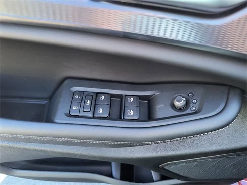 New 2025 Jeep Grand Cherokee Laredo X w/ Luxury Tech Group I image 13