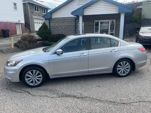 Used 2011 Honda Accord EX-L image 7