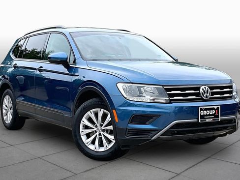 Used 2019 Volkswagen Tiguan S FWD image 3