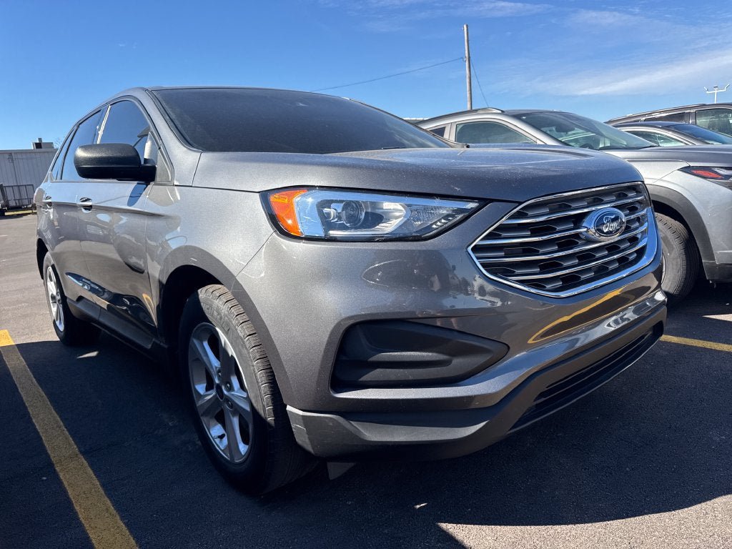 Used 2022 Ford Edge SE AWD/4WD image 3