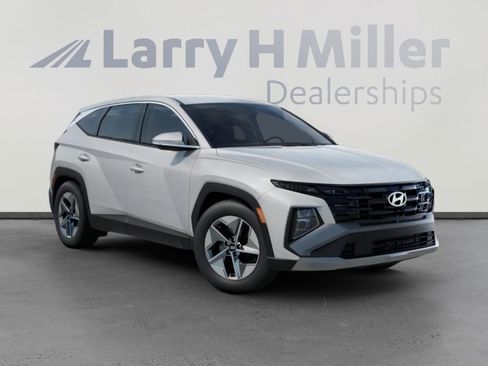New 2026 Hyundai Tucson SEL FWD image 2