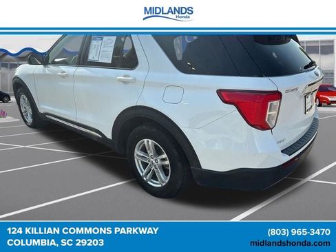 Used 2023 Ford Explorer XLT w/ Equipment Group 202A RWD image 9