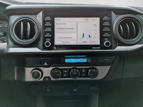 Used 2022 Toyota Tacoma SR AWD/4WD image 9