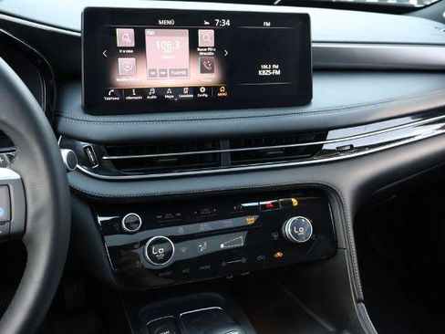 Used 2025 INFINITI QX60 Luxe w/ Black Edition image 22