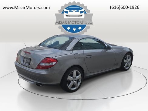 Used 2005 Mercedes-Benz SLK 350 image 3
