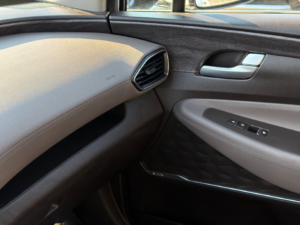 Used 2020 Hyundai Santa Fe SEL w/ Convenience Package FWD image 31