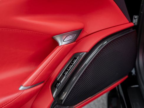 Used 2024 Ferrari Roma Spider RWD image 25
