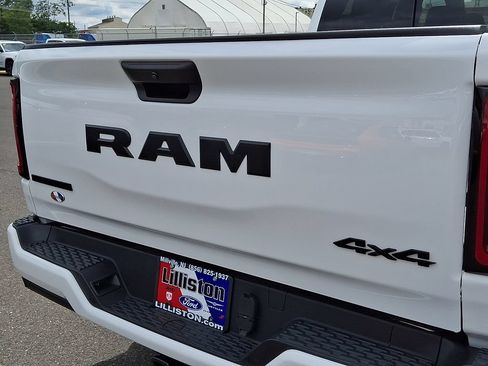 Used 2025 RAM 1500 Big Horn AWD/4WD image 31