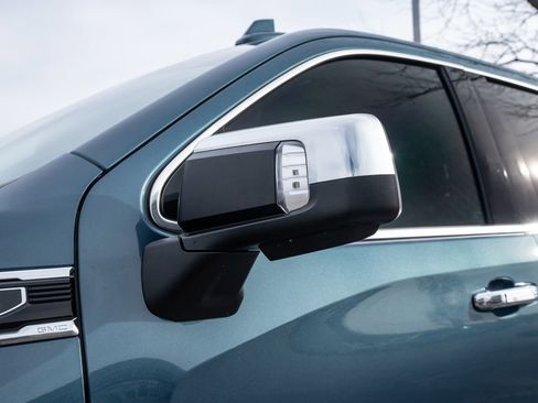 Used 2024 GMC Sierra 1500 SLT image 14