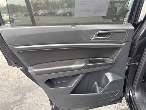 Used 2018 Volkswagen Atlas SEL image 40