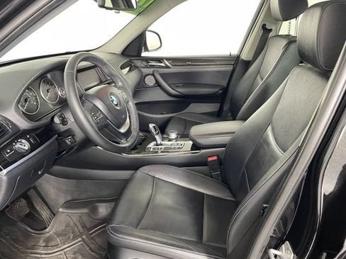 Used 2017 BMW X3 xDrive28i AWD/4WD image 2