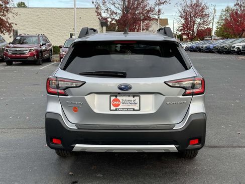 New 2025 Subaru Outback Limited image 3