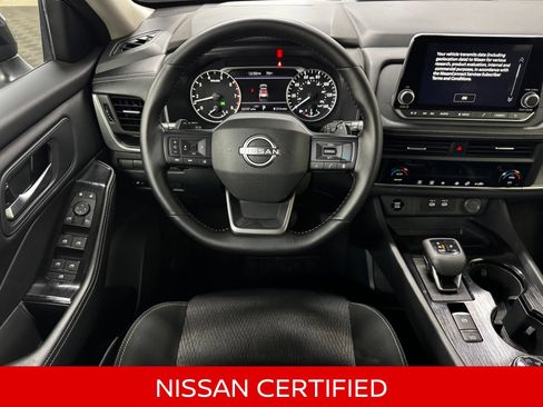 Certified 2025 Nissan Rogue SV AWD/4WD image 15