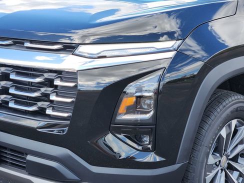 New 2026 Chevrolet Equinox LT w/ Safety and Technology Package FWD image 5