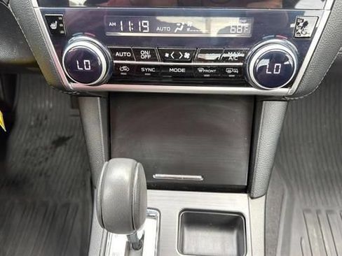 Used 2019 Subaru Legacy 2.5i Premium AWD/4WD image 16