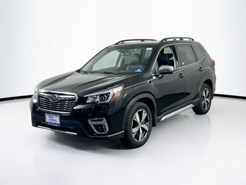 Used 2020 Subaru Forester Touring image 1