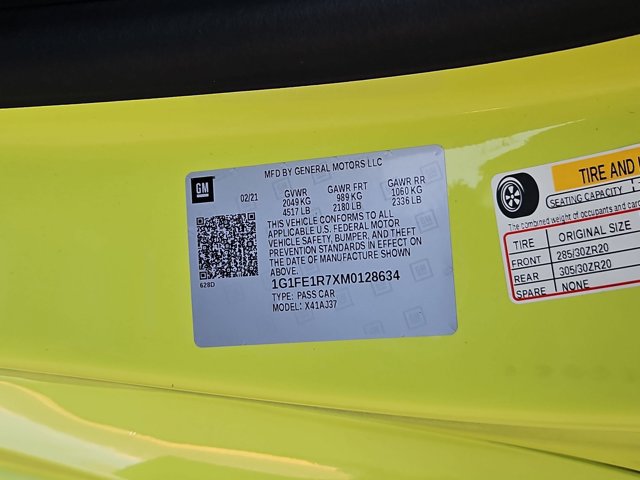 Used 2021 Chevrolet Camaro SS RWD image 19