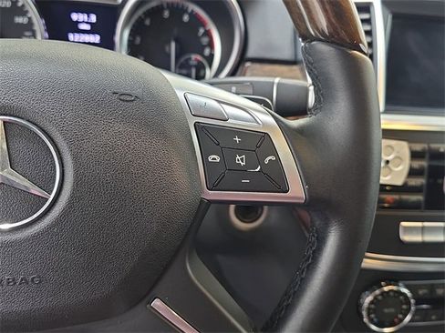 Used 2012 Mercedes-Benz ML 350 4MATIC image 18