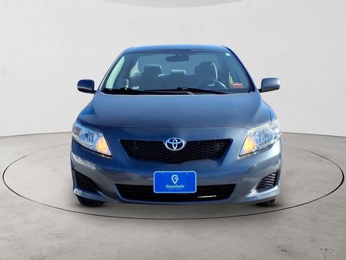 Used 2010 Toyota Corolla LE image 2