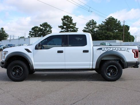 Used 2018 Ford F150 Raptor w/ Equipment Group 801A Mid AWD/4WD image 3