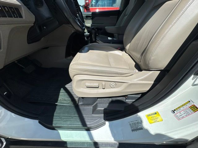 Used 2018 Honda Odyssey EX-L image 11