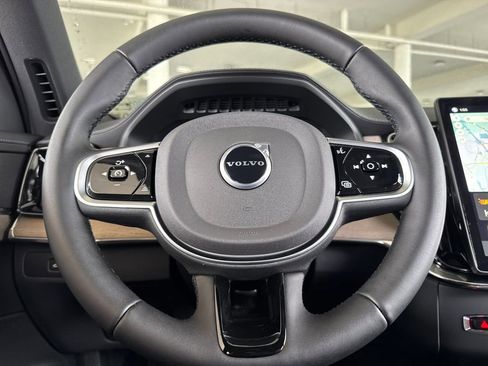New 2026 Volvo XC90 B6 Core image 24