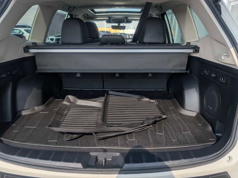 Certified 2023 Subaru Forester Limited image 28