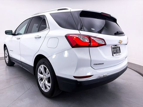 Used 2020 Chevrolet Equinox Premier AWD/4WD image 16