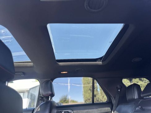 Used 2017 Ford Explorer Sport w/ Equipment Group 401A AWD/4WD image 18