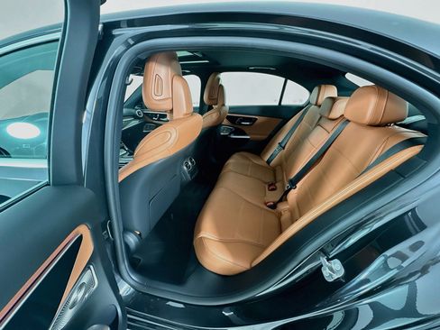 Certified 2025 Mercedes-Benz C 300 Sedan image 27