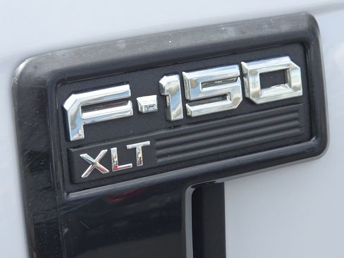 Used 2023 Ford F150 XLT AWD/4WD image 16