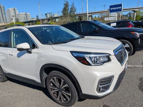 Used 2019 Subaru Forester Limited w/ Popular Package #3 AWD/4WD image 2