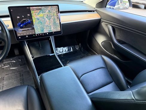 Used 2018 Tesla Model 3 Long Range RWD image 41