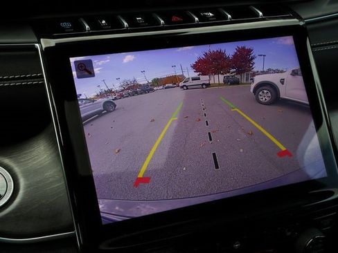 Used 2024 Jeep Grand Cherokee Limited 4xe image 9