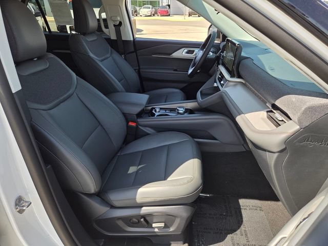 New 2026 Ford Explorer Active w/ Active Comfort Package RWD image 14