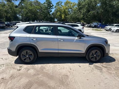 Used 2025 Volkswagen Taos S FWD image 18