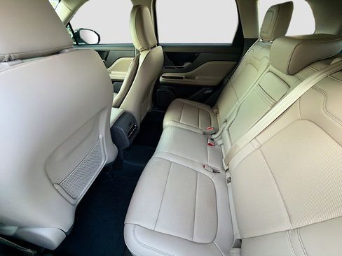 Certified 2022 Lincoln Corsair AWD w/ Premium Package image 25