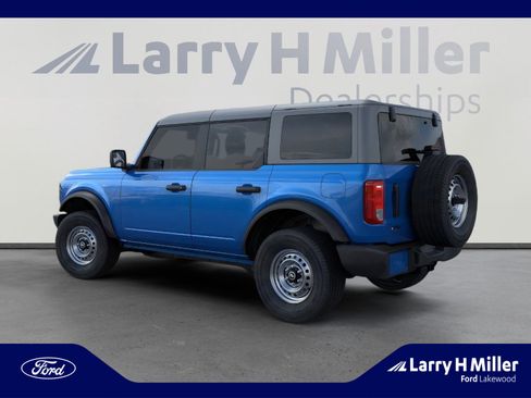 New 2025 Ford Bronco 4-Door image 4