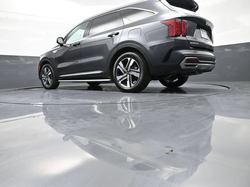 Certified 2023 Kia Sorento SX Prestige AWD/4WD image 34