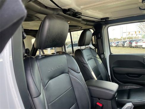 Used 2020 Jeep Wrangler Unlimited Sahara w/ Uconnect 4C Nav & Sound Group image 47