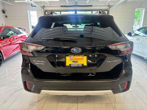 Used 2022 Subaru Outback Limited AWD/4WD image 6