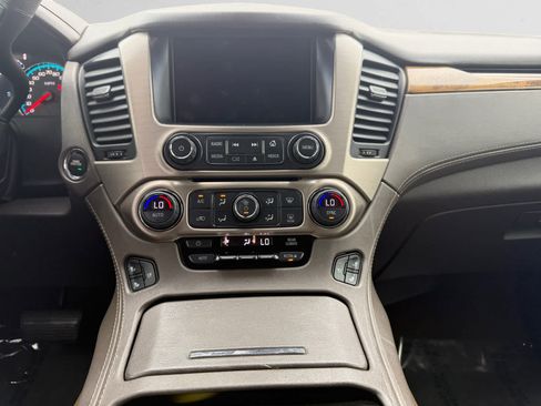 Used 2017 GMC Yukon XL Denali w/ Open Road Package AWD/4WD image 10