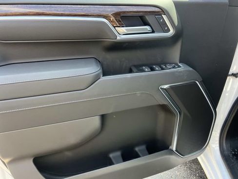New 2026 GMC Sierra 1500 Elevation image 13