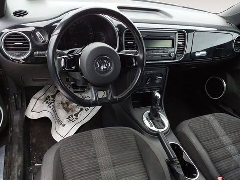 Used 2012 Volkswagen Beetle Turbo FWD image 10
