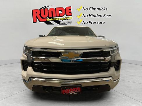 Used 2023 Chevrolet Silverado 1500 LT AWD/4WD image 9