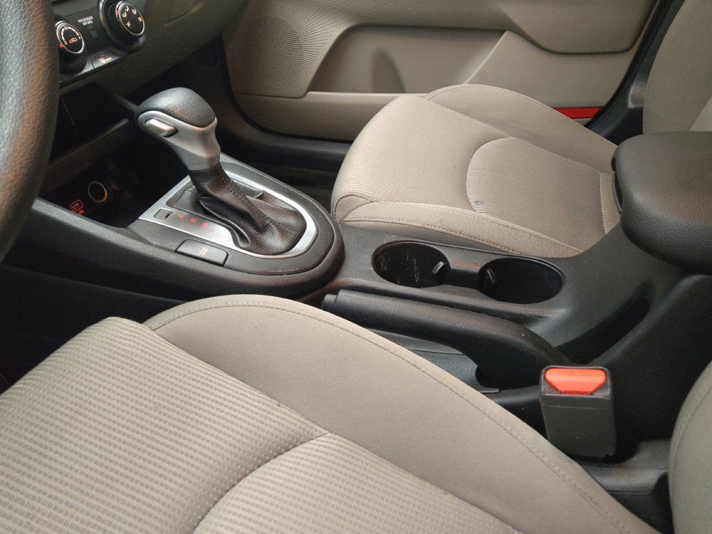 Used 2021 Kia Forte LXS FWD image 26