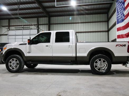 Used 2016 Ford F250 King Ranch w/ FX4 Off-Road Package image 6