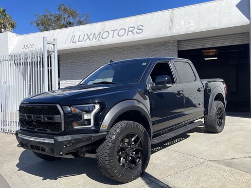 Used 2019 Ford F150 Raptor w/ Equipment Group 802A Luxury image 1
