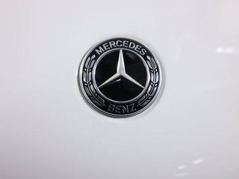 Certified 2025 Mercedes-Benz GLC 300 4MATIC image 48