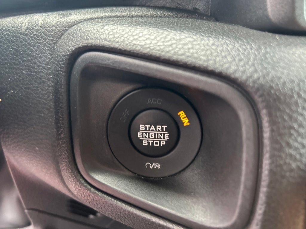 Used 2024 Jeep Wrangler Unlimited Sport AWD/4WD image 40